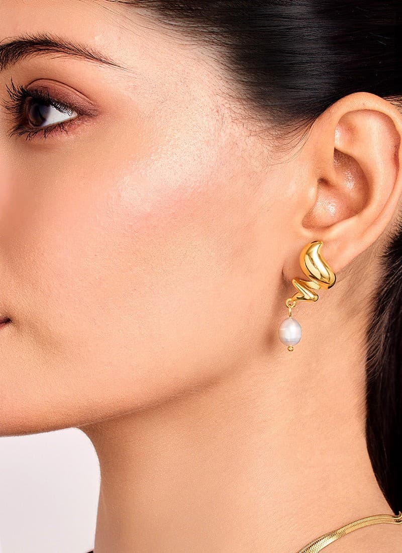 Golden Wave Pearl Earrings
