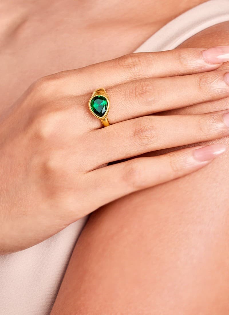 Emerald Dream Gold Ring