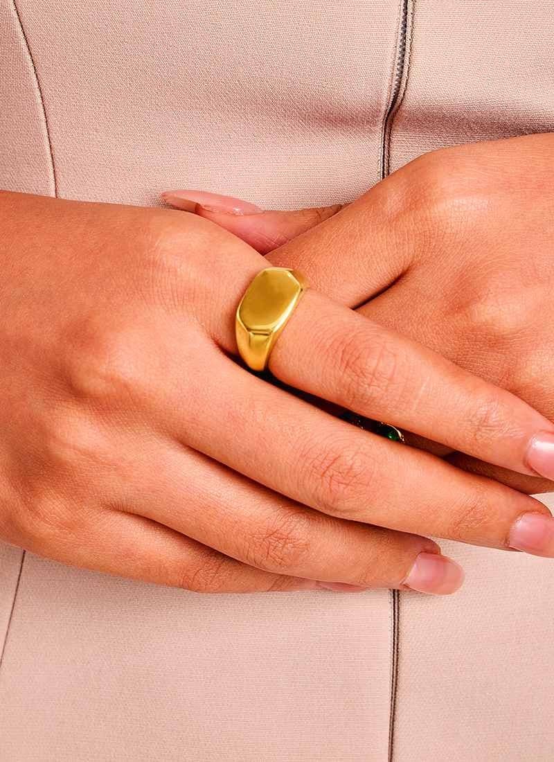 Golden Crest Ring