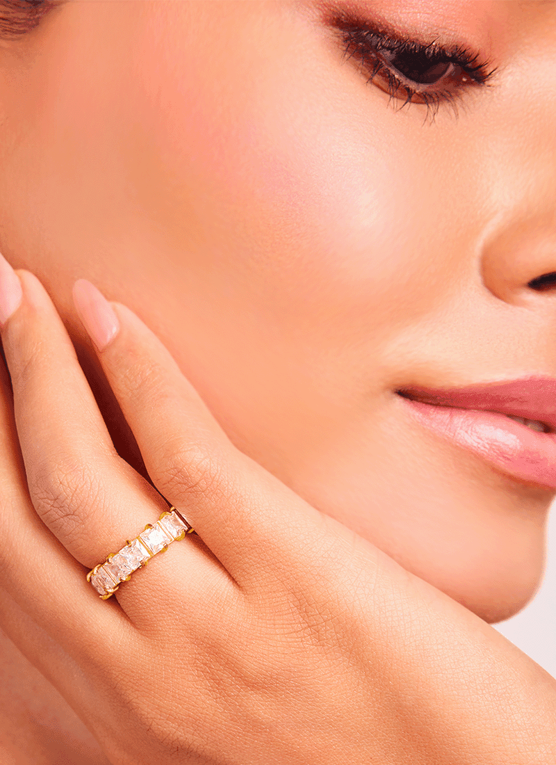 Golden Array Ring:White